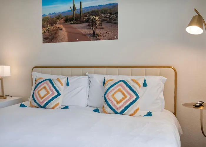 Modern And Spacious One Bedroom In With Pool Tempe